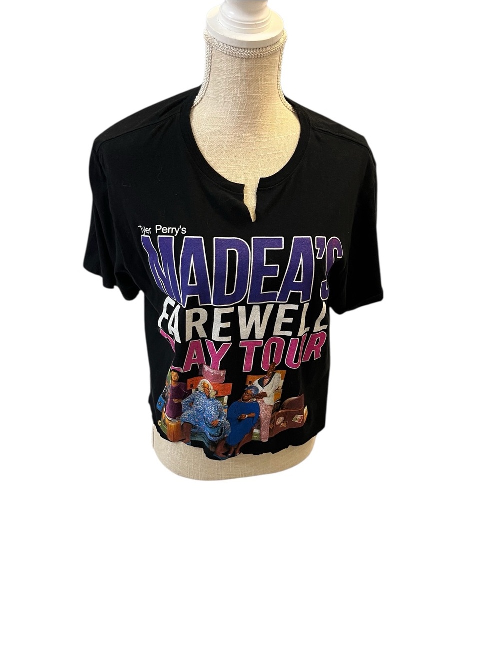 Tyler Perry Madea's Farewell Play Tour Black Graphic Tee cropped top large